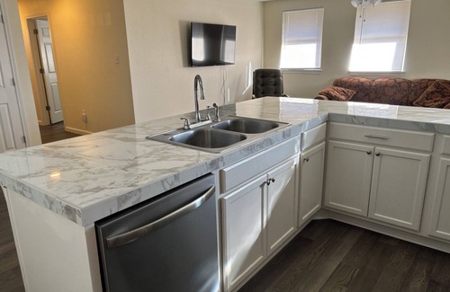 Abilene Casa | Charming 2 bedroom house with WiFi, Central heat/air, covered parking in Abilene