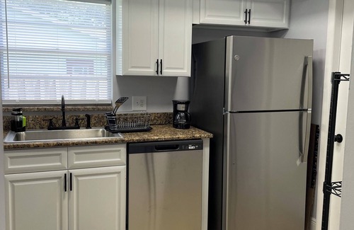 Conway Casa | Charming 2-bedroom house in delightful Orlando. Centrally located.
