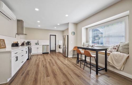 Cliff - Cannon Casa | Charming 2-bedroom house in enchanting Spokane with AC, WiFi