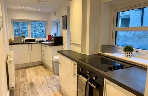Colwyn Bay Chalet De Esquí | Charming 2-Bedroom House in the Heart of Colwyn Bay