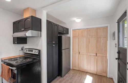 University Hills Casa | Charming 2-bedroom house in U-Hills, Denver. Great Location!