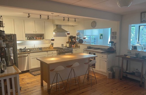 Oakdale Casa | Charming 2-bedroom house with WiFi, AC in marvelous Hudson