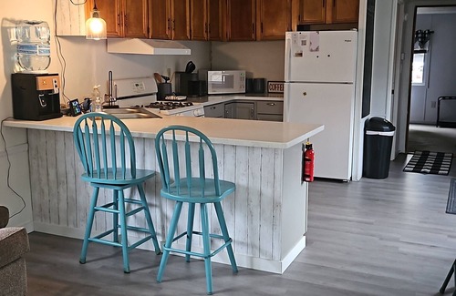 St. Johnsville Casa | Charming 2-bedroom mobile home with WiFi & Window AC in Fort Plain