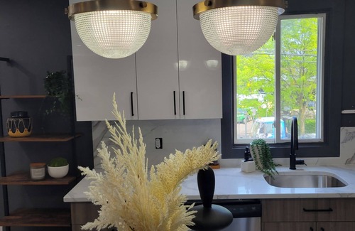 Uniondale Apartamento | Charming 2-bedroom rental centrally located