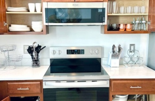 Ashburn Casa | Charming 2-bedroom townhome in nice Ashburn