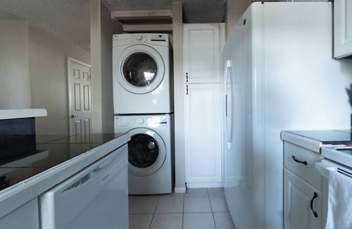 Prides Crossing Casa | Charming 2-bedroom townhome with AC, WiFi in enchanting Aurora