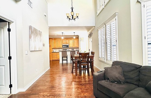 Odessa Casa | Charming 2-bedroom townhome with an office