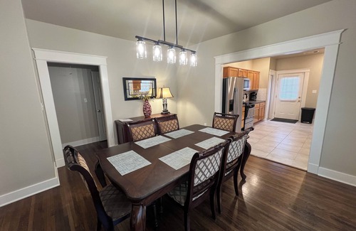 Tulsa Casa | Charming 2-bedroom two bath house in fantastic Tulsa with office/ fitness room