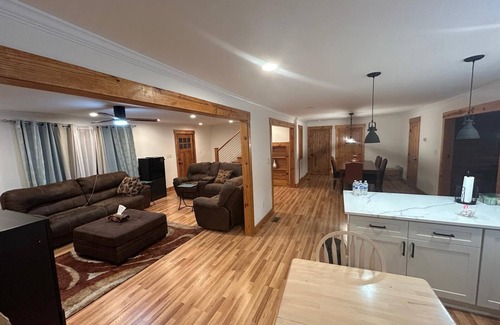 Wake County Casa | Charming 2-bedroom Unit in Log Cabin house in welcoming Wendell with WiFi, AC