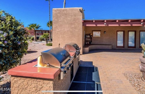 Skyline Bel Air Estates Condominio | Charming 2 bedroom upstairs desert condo in the beautiful Catalina Foothills