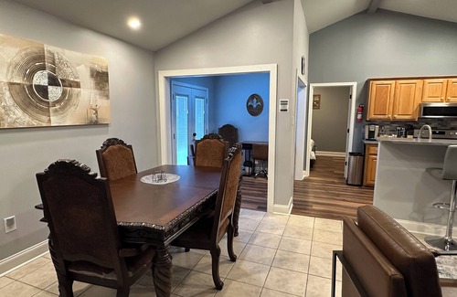 South Baton Rouge Condominio | Charming 2-bedroom condo with WiFi, AC in welcoming Baton Rouge