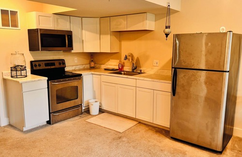 Bryans Road Casa | Charming 2-bedroom Basement Apt with WiFi, AC in delightful Bryans Road Maryland