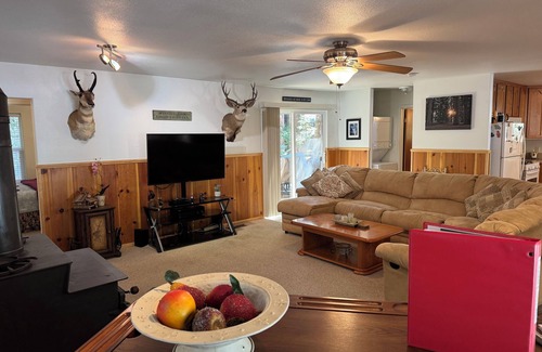 Cold Springs Cabina | Charming 2-bedroom cabin in Cold Springs