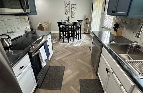 Cape Fear Casa | Charming 2-bedroom 2 bathroom villa in welcoming Fayetteville with AC, WiF