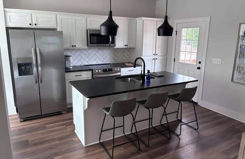 Fayetteville Casa | Charming 2-bedroom house at Centennial Park