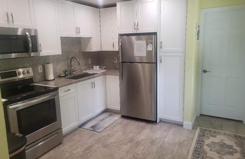 Lake Placid Apartamento | Charming 2-bedroom Lake front apartment with AC, WiFi in fantastic Lake Placid