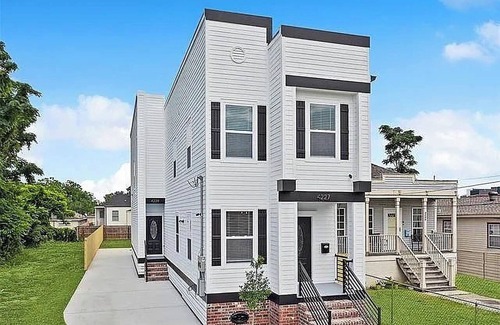 Fillmore Casa | Charming 2-Bedroom Getaway in Gentilly, New Orleans
