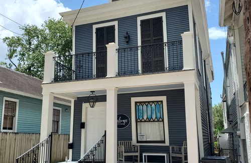 Mid-City Apartamento | Charming 2-bedroom apartment in quiet New Orleans neighborhood