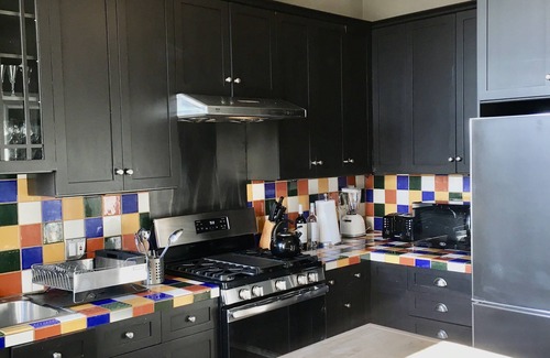 Pacific Heights Apartamento | Encantador 2 + Bdr Victorian Flat - Pacific Heights, excelentes restaurantes / transporte cerca