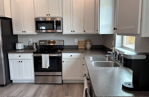 Stevensville Casa | Charming 2-bedroom house in Stevensville with AC, WiFi