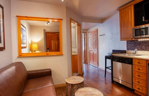 Park City Villa | Charming 2-bedroom villa in fabulous Park City with fitness room, WiFi
