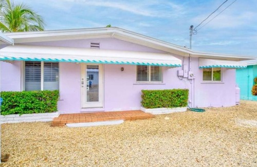 Tavernier Casa | Charming 2-bedroom waterfront homen in Islamorada
