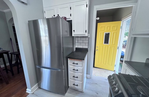 Topeka Casa | Charming 2-bedroom with AC, WiFi Kansas Escapes 3