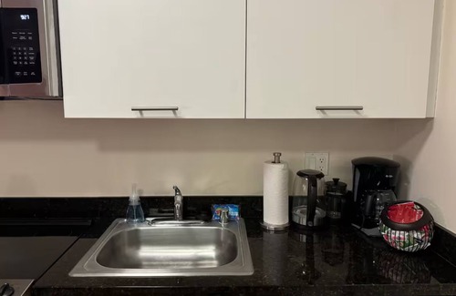 Downtown Apartamento | Charming 2-BR 2-BA 4 Beds Apt in Glendale