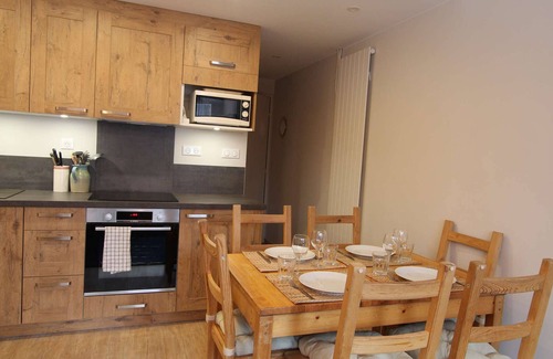 Montgenevre Apartamento | Alquiler Vacaciones Montaña 6 Pers. Montgenèvre - Apartamento Renovado, Céntrico y con Parking