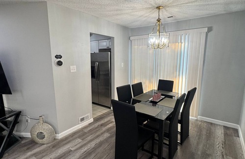 Mount Laurel Casa | Charming 2-bedroom townhome with AC, WiFi in Pleasant Mount Laurel Township