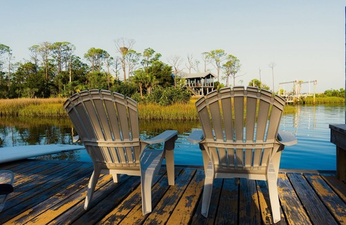 Plantation Casa | Charming 2-bedroom Tree House in fantastic Saint George Island
