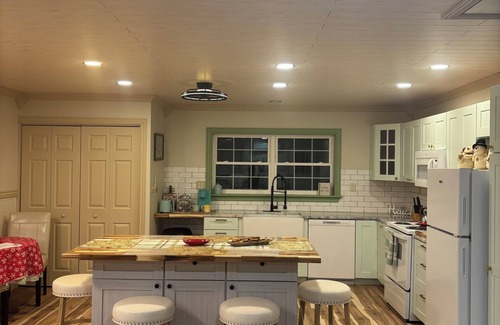 Renovo Casa | Charming 2bd 2bth house with AC, Wi-Fi in enchanting Renovo, Pa.