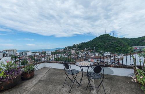 Emiliano Zapata Apartamento | Charming 2BDR Romantic Zone Pool with View