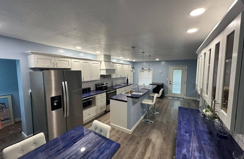 Fulton Apartamento | Charming 2BR/2BA Downtown Fulton – Stylish Balcony & Modern Southern Vibes