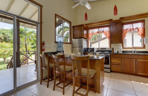 Placentia Cabaña | Charming 2BR Casita Great Price & Great Location
