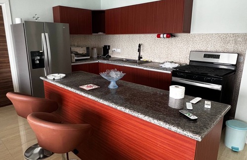 The Lime Condominio | Charming 2BR Condo w/ A/C + Gym in Scenic Lance Aux Épines