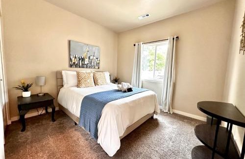 Medford Casa | Charming 2br Cottage Near Freeway-cul-de-sac
