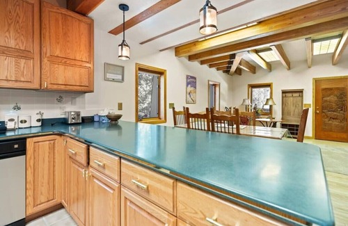 Breckenridge Casa | Charming 2BR Mountain Getaway - Near Hiking Trails