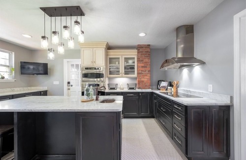 Lake Como Casa | Charming 3/2 Home | Near DT | King Bed | Fire Pit