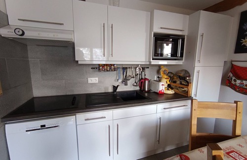 Montgenevre Apartamento | Apartamento cómodo para 8, gran terraza, jardín, mascotas bienvenidas