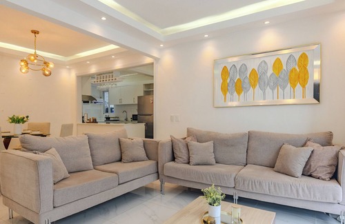Prado Oriental Condominio | Charming 3-Bedroom Condo with AC in Santo Domingo Este