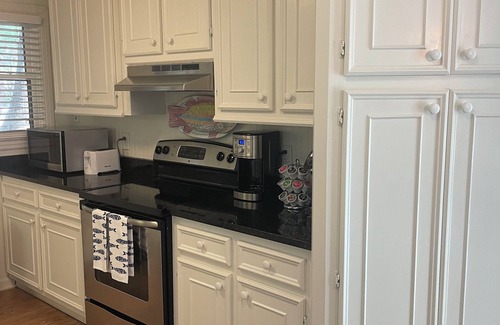 Hilton Head Island Cabaña | Charming 3-bedroom cottage in South Forest Beach in Hilton Head Island