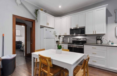 Southmoreland Condominio | Charming 3 Bd Condo In The Heart of KC! 09