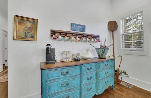West End Casa | Charming 3-Bdrm Retreat w/Spacious Deck/Backyard