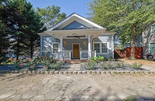 West End Casa | Charming 3-Bdrm Retreat w/Spacious Deck/Backyard
