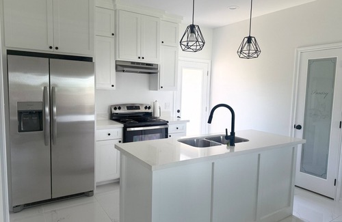 Brownsville Casa | Charming 3-bed 2 Bath Home near Airport and South Padre Island