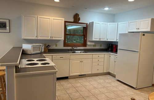 Ellsworth Casa | Charming 3 bed/bath home direct lake MI access and 10 min to Torch Lake