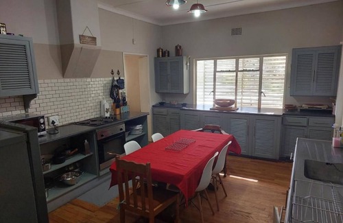 Beaufort West Casa | Charming 3-Bed House in Beaufort West