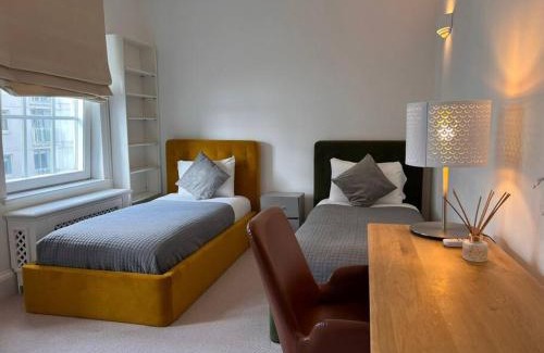 Chelsea Harbour Apartamento | Charming 3 Bed Luxury Flat in Central London