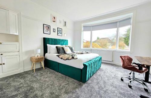 Glasgow Casa | Charming 3-Bed Oasis-free parking